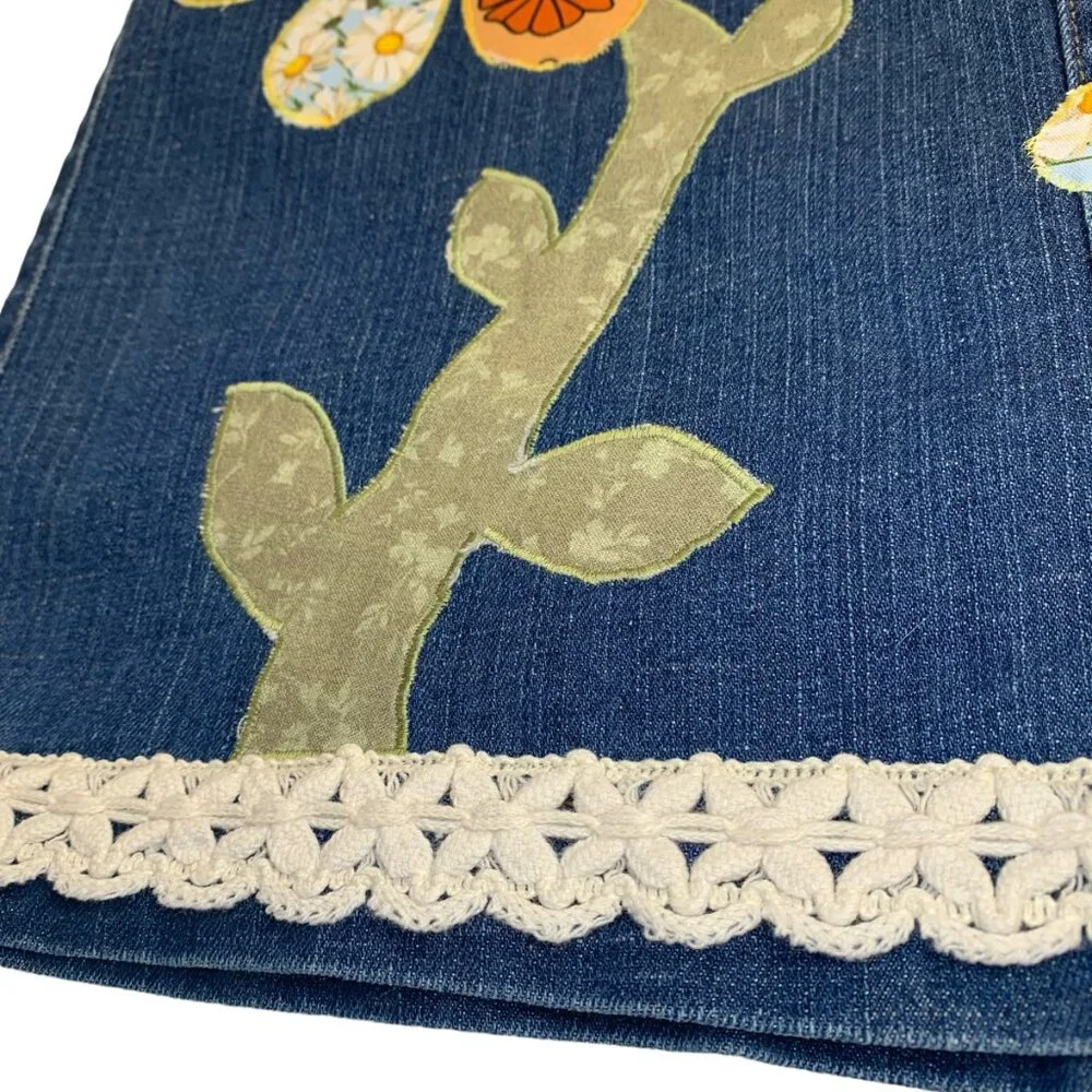 Sonoma Denim Pencil Jean Skirt Flower Applique Boho Crochet Trim Womens 8